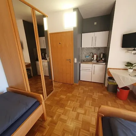 アパート Abm 15 *